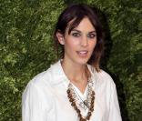 Alexa Chung lors de la soirée Vogue Awards à New York le 15 novembre 2010