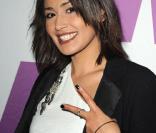 Karima Charni co-animera la cérémonie des  American Music Awards 2011  avec Sinclair sur W9 dans la nuit du dimanche 21 au lundi 22 novembre à partir de 2h du matin.