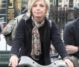 Evelyne Dhéliat.