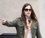 Jennifer Garner se balade aves ses filles Violet et Seraphina à Los Angeles, le 2 décembre 2010.