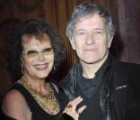 Francis Huster et Claudia Cardinale lors de la 34e cérémonie des Best Awards le 13 décembre 2010 au salon Hoche à Paris