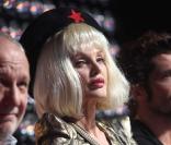 Arielle Dombasle, Les stars se dépassent pour ELA, sur TF1, le 13 novembre 2010 