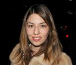 Sofia Coppola toujours accro à la fourrure porte une version courte à New York le 7 février 2006.