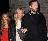 Kate Moss, Joséphine de la Baume et Stefano Pilati lors du défilé Etam au Grand Palais le 24 janvier 2010