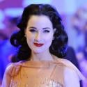 Quand Dita von Teese se déshabille face un Thierry Henry conquis...