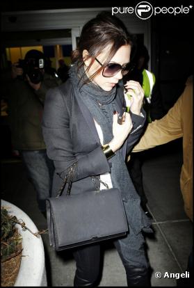 Victoria Beckham à son arrivée à l'aéroport de New York le 28 février 2011