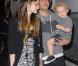 Ashlee Simpson et Pete Wentz avec leur fils Bronx le 7 septembre 2010 