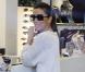 Eva Longoria fait du shopping à Los Angeles le 11 février 2011
