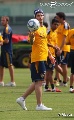 Après six semaines passées à s'entraîner en Angleterre avec Tottenham, David Beckham retrouvait la Californie et ses coéquipiers du Los Angeles Galaxy le 25 février 2011.