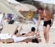 Demi Moore et Ashton Kutcher sur la plage à Saint-Barth ont passé de délicieux moments.  