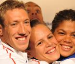 En 2011, Alain Bernard continue à épauler la Nuit de l'Eau de l'Unicef,  opération dont Laure Manaudou fut la première marraine en 2008-2009, et  dont la 4e édition aura lieu le 2 avril 2011.