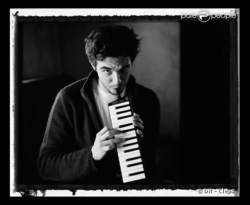 Le fils d'Isabelle Adjani est une rockstar !