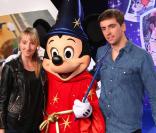 Audrey Lamy et son compagnon Thomas lors du Festival des moments magiques au Disneyland Resort Paris le 2 avril 2011
