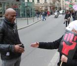 Harry Roselmack se retrouve au coeur de la manifestation de prostituées dans les rues de Lyon le 19 mars 2011 à propos de leurs conditions de travail.