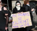 Des prostituées manifestent dans les rues de Lyon le 19 mars 2011 à propos de leurs conditions de travail.