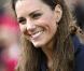 Kate Middleton a  progressivement affiné, au propre comme au figuré, sa silhouette au  cours des années. Le 11 avril 2011, elle a marqué les esprits, très élancée, lors de sa dernière sortie avant le mariage, dans le Lancashire. 