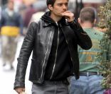 Orlando Bloom, plus heureux et épanoui que jamais dans les rues de New York, le 19 avril 2011.