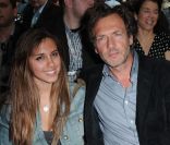 Stéphane Freiss et sa fille lors de la projection en 3D du dessin animé Rio au Grand Palais à Paris le 21 avril 2011