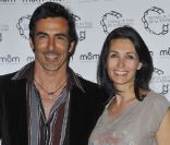 Adeline Blondieau, enceinte, et son compagnon Laurent en avril 2011.