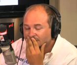 Cauet répond aux attaques de Thierry Ardisson en l'appelant durant son émission sur NRJ