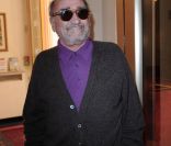 Claude Brasseur assiste à la conférence de presse de La Marseillaise à Petanque, à l\'Hôtel Normandy à Paris le 5 mai 2011