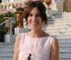 Alexa Chung, souriante lors de son arrivée au défilé Crosiière de la maison Chanel. Lundi 9 mai 2011 à l'hôtel du Cap Eden Roc, Antibes.