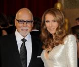 René Angelil et Céline Dion posent sur le tapis rouge des Academy Awards, à Los Angeles, le 27 février 2011.