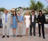 Owen Wilson, Léa Seydoux, Rachel McAdams, Michael Sheen et Adrien Brody lors du photocall de Minuit à Paris le 11 mai 2011 au festival de Cannes