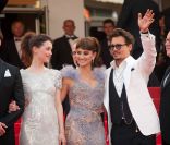 Sam Claflin, Astrid Berges-Frisbey, Geoffrey Rush, Penélope Cruz, Johnny Depp et Rob Marshall à la projection de Pirates des Caraïbes, La Fontaine de Jouvence, le samedi 14 mai 2011.
