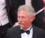 José Bové a sorti son plus beau smoking !!!