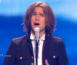 Amaury Vassili chante  Sognu  à la finale de l'Eurovision, à Düsseldorf, le 14 mai 2011.