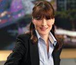 Carla Bruni-Sarkozy au journal télévisé de 13 heures de TF1. 16 mai 2011
