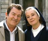 Martin Lamotte et Dominique Lavanant, sur le tournage de <em>Soeur Thérèse.com</em> pour TF1.