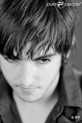 Quentin sort l'album  CinQ , le 25 mai dans les bacs.