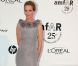 Uma Thurman est resplendissante dans sa robe Chanel lors de la célèbre soirée de l'amfAR à Antibes le 19 mai 2011.