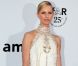 Karolina Kurkova est sublime dans sa robe Chanel pour la soirée de l'amfAR organisée à l'Eden Roc le 19 mai 2011