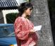 L'actrice Selma Blair, très enceinte, poste son courrier à Los Angeles, le 25 mai 2011. 