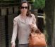 Toujours souriante, Pippa Middleton affiche son bon goût pour la mode. Londres, 1er juin 2011
