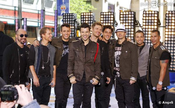 NKOTBSB au  Today Show , en direct du Rockefeller Center, à New York, le 3 juin 2011.