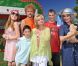 Jeff Tuche (Jean-Paul Rouve) et toute sa famille dans Les Tuche, un film d'Olivier Baroux en salles le 1er juillet 2011