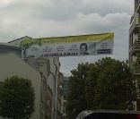 Les rues de Neuilly-sur-Seine annoncent la Fête de la musique avec Camélia Jordana !