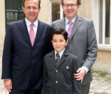 Thierry Gardinier, son fils Mathieu et Laurent Gardinier lors du déjeuner Père & Fils, au Taillevent, à Paris, le mardi 14 juin 2011. 