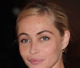 Emmanuelle Béart est présente au festival de Cabourg qui a lieu du 15 au 19 juin 2011.