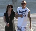  Pink et Carey Hart présentent leur beauté Willow née le 2 juin dernier. Malibu, 31 mars 2011 