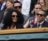 Wimbledon 2011, première semaine : Diana Ross et son fils Evan<br />