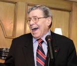 Jerry Lewis a annulé une partie de sa tournée australienne pour épuisement