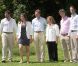 Le grand-duc Henri de Luxembourg et toute sa famille prenaient la pose, sympathique habitude estivale, dans les jardins du château de Colmar-Berg, le 27 juin 2011.