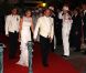 Le prince Albert et la princesse Charlène, mari et femme, sont apparus particulièrement détendus et radieux pour le dîner et la nuit de fête qu'ils donnaient le 2 juillet 2011 à l'Opéra Garnier et sur la terrasse éphémère du Casino de Monte-Carlo.