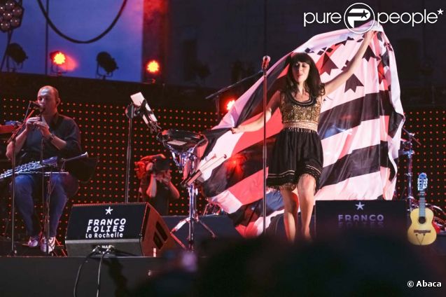 Nolwenn Leroy ouvre les Francofolies de La Rochelle, le 12 juillet 2011.