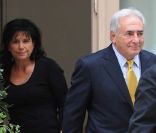 Dominique Strauss-Kahn et Anne Sinclair à New York, le 6 juillet 2011.